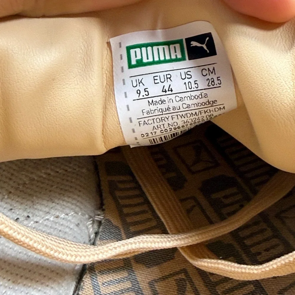 Size 10.5 Puma Suede Classic+ Beige Mens Lace-Up Athletic Sneakers 363242-08